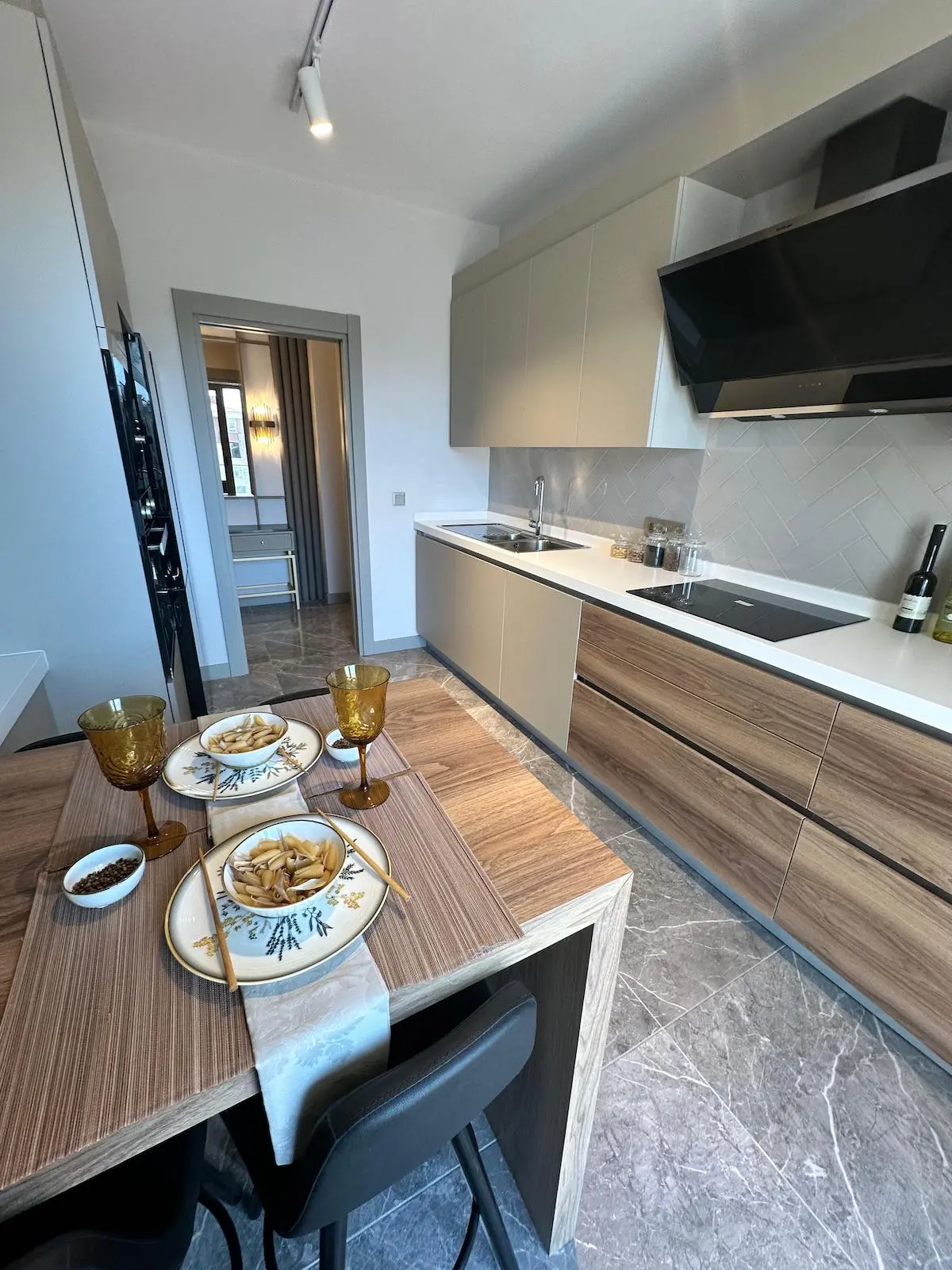 Fitted kitchen